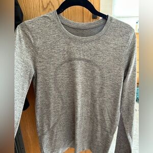 Lululemon relaxed swiftly long sleeve!